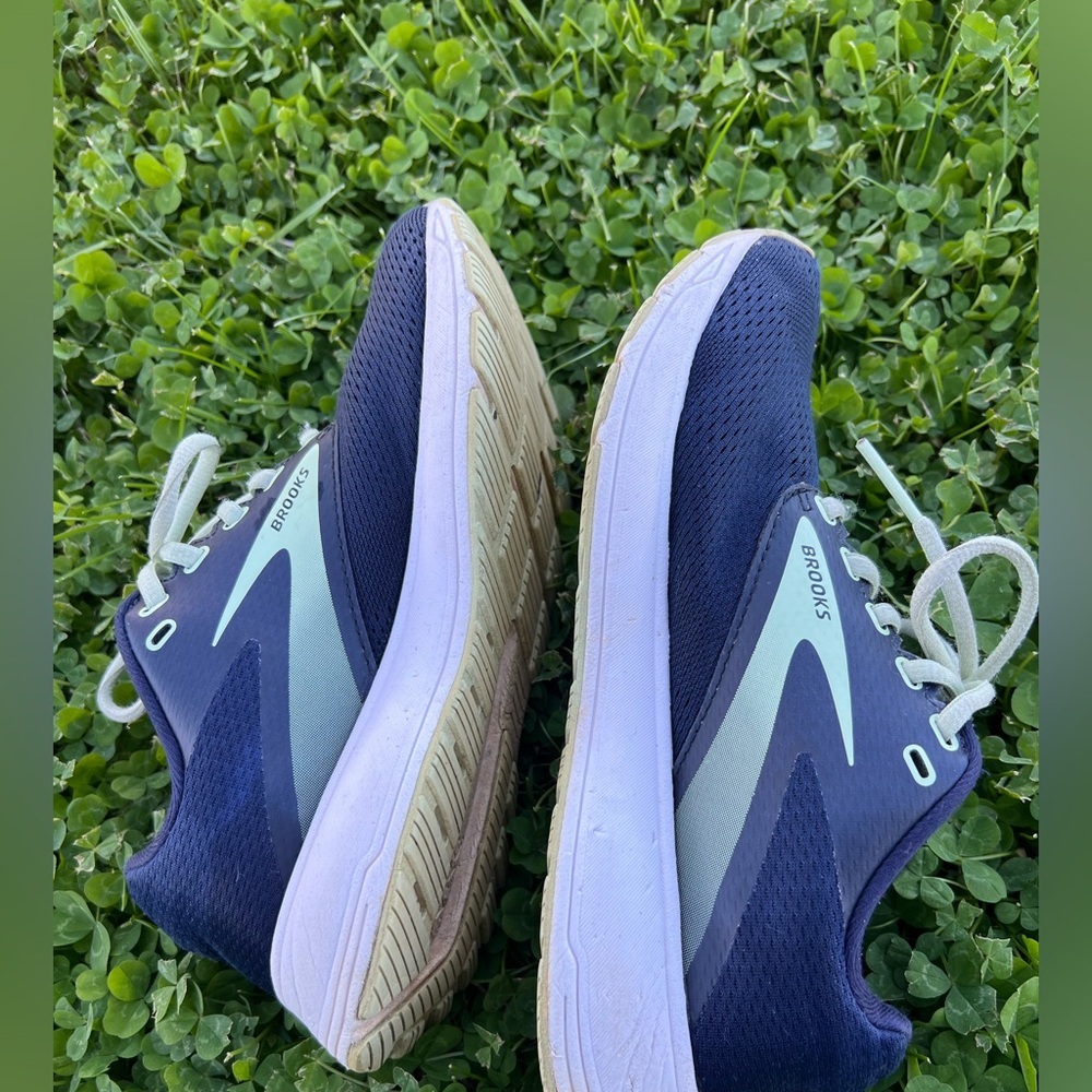 Brooks Range Woman’s Navy Blue & Green Running Athletic Outdoor Shoes Size 7.5 - Picture 6 of 12